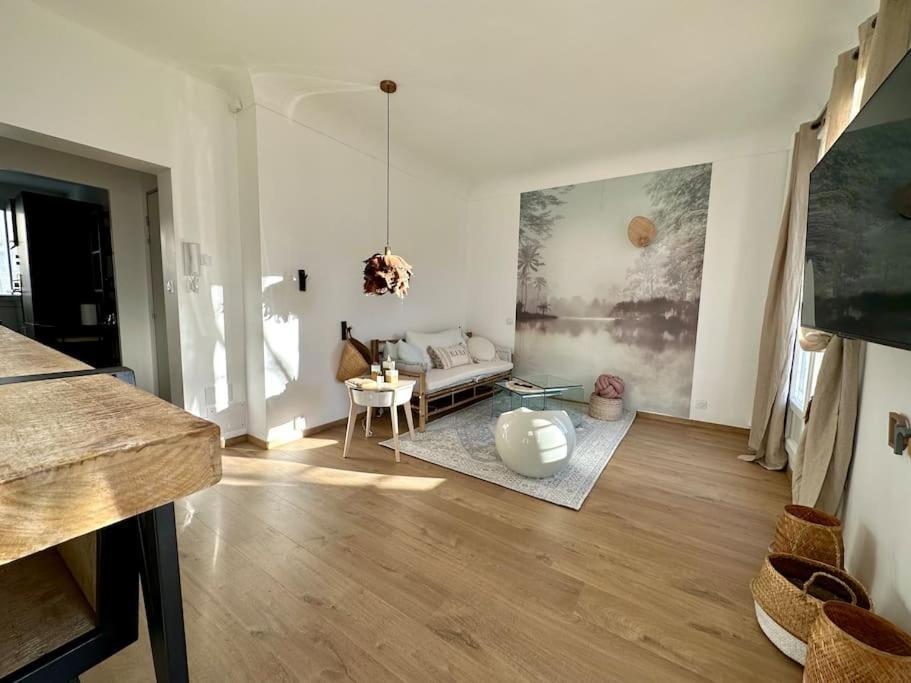 Le Lutz Apartment Ним Екстериор снимка
