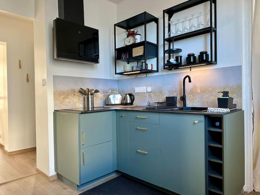 Le Lutz Apartment Ним Екстериор снимка